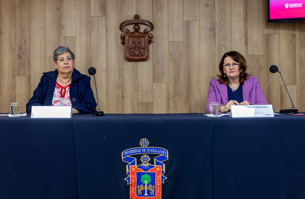 Autoridades del evento en rueda de prensa