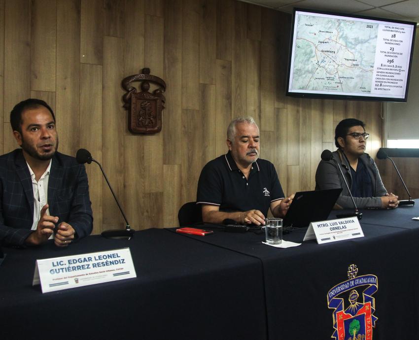 Autoridades del evento en rueda de prensa