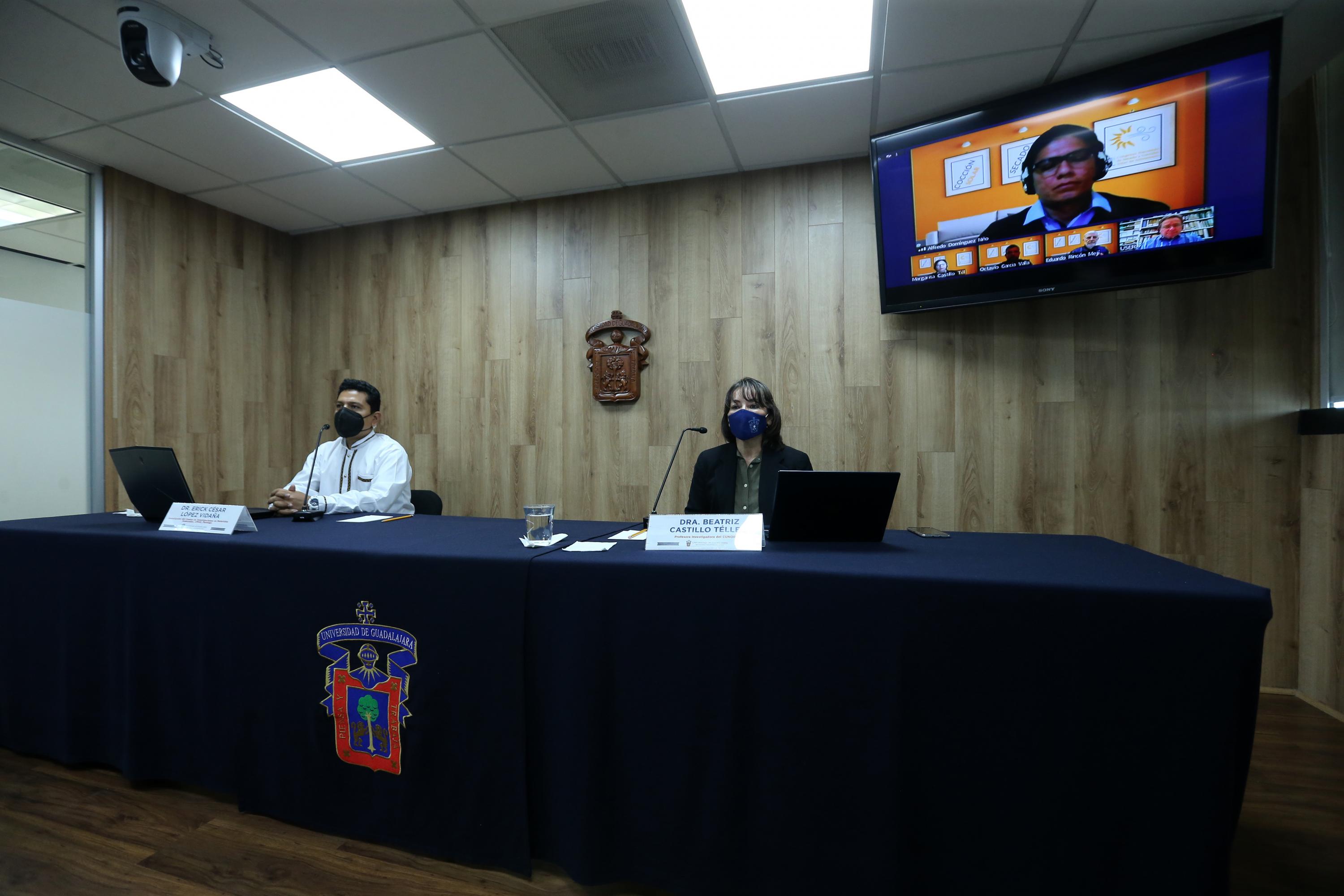 Autoridades del evento en rueda de prensa
