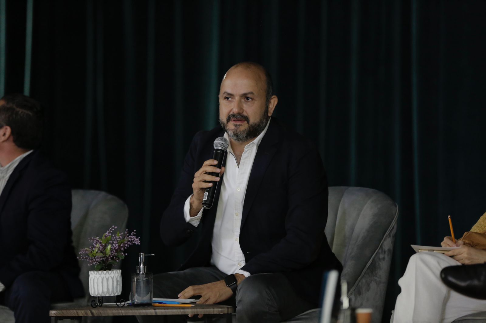 doctor Ricardo Villanueva Rector General de la Universidad de Guadalajara
