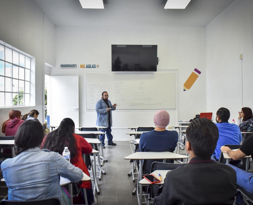 Personas en aula