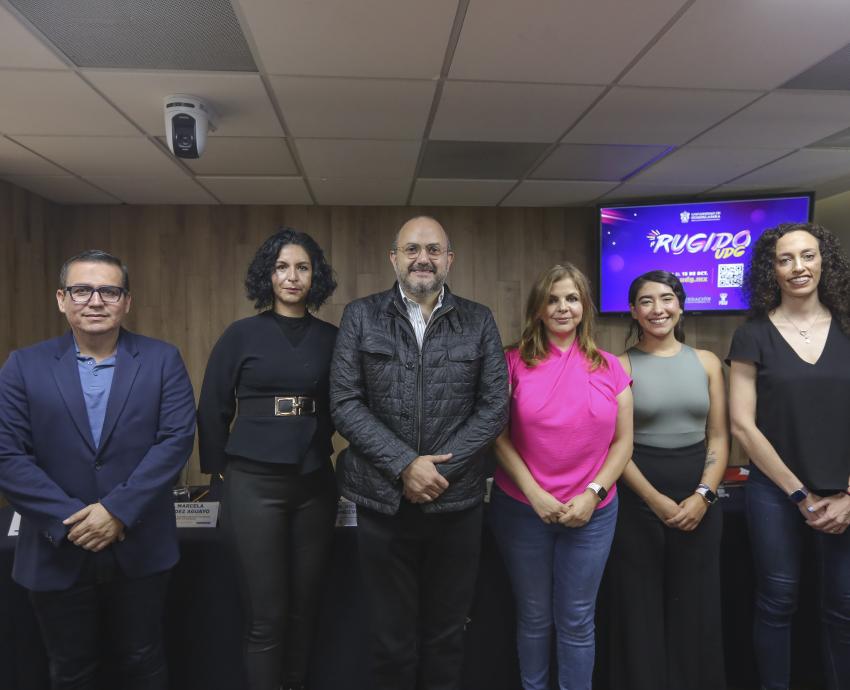 Autoridades del evento en rueda de prensa