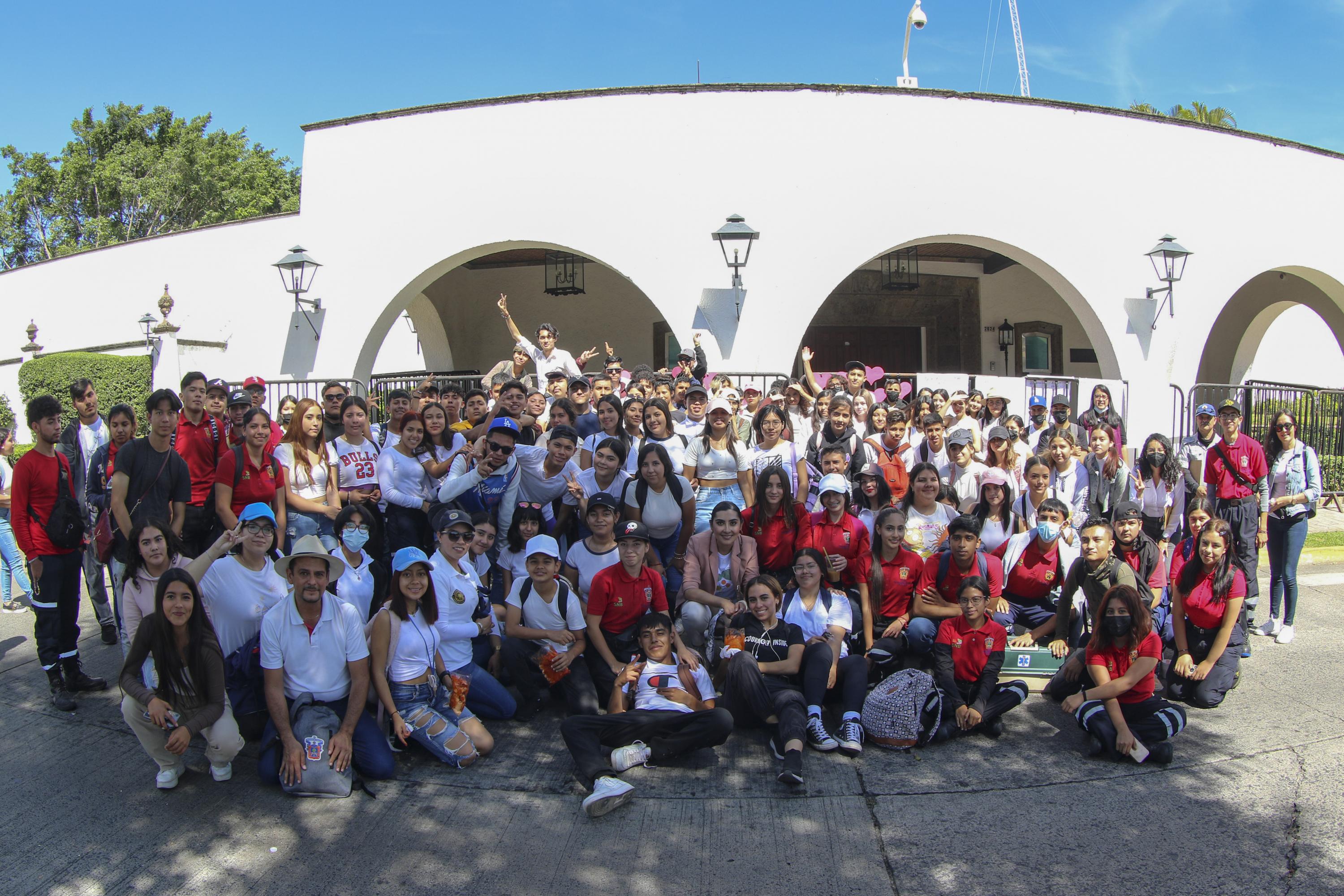 Participantes en contingente caminata por la autonomía Caminata por la Autonomía, la Educación y la Salud