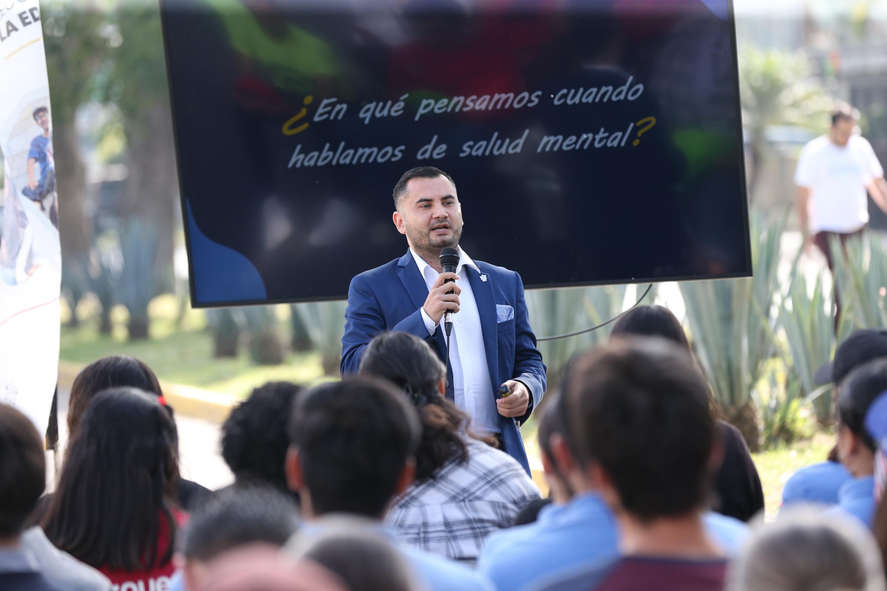 Participantes en contingente caminata por la autonomía Caminata por la Autonomía, la Educación y la Salud