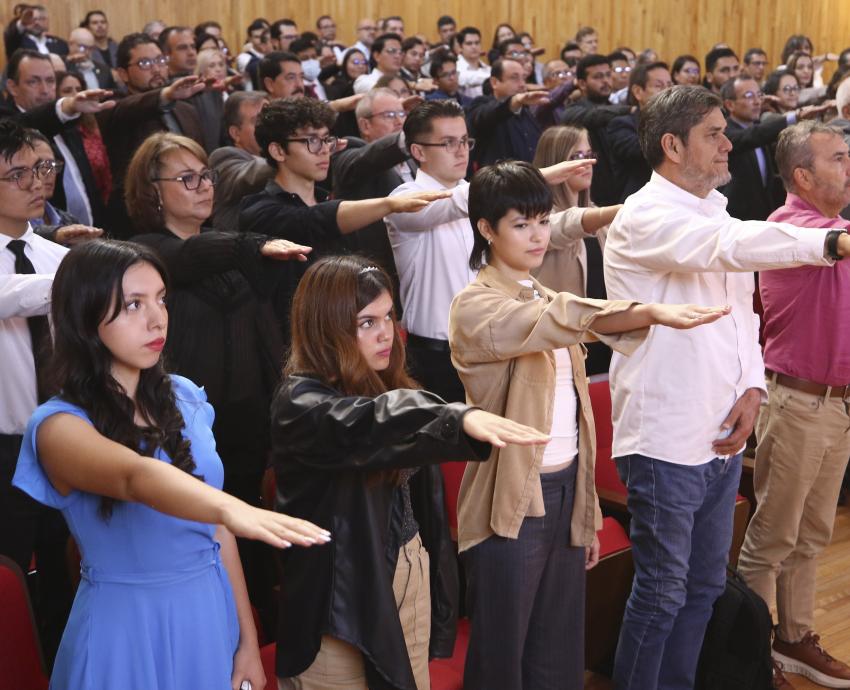 Consejeros toman protesta en sesión extraordinaria del Consejo General Universitario