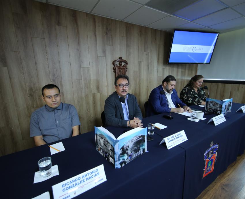 Autoridades del evento en rueda de prensa