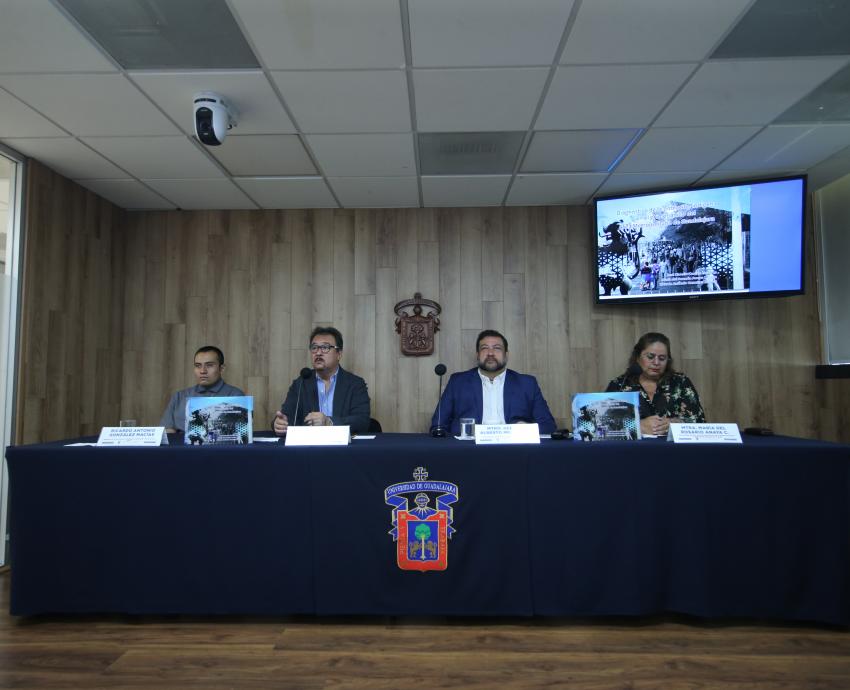 Autoridades del evento en rueda de prensa