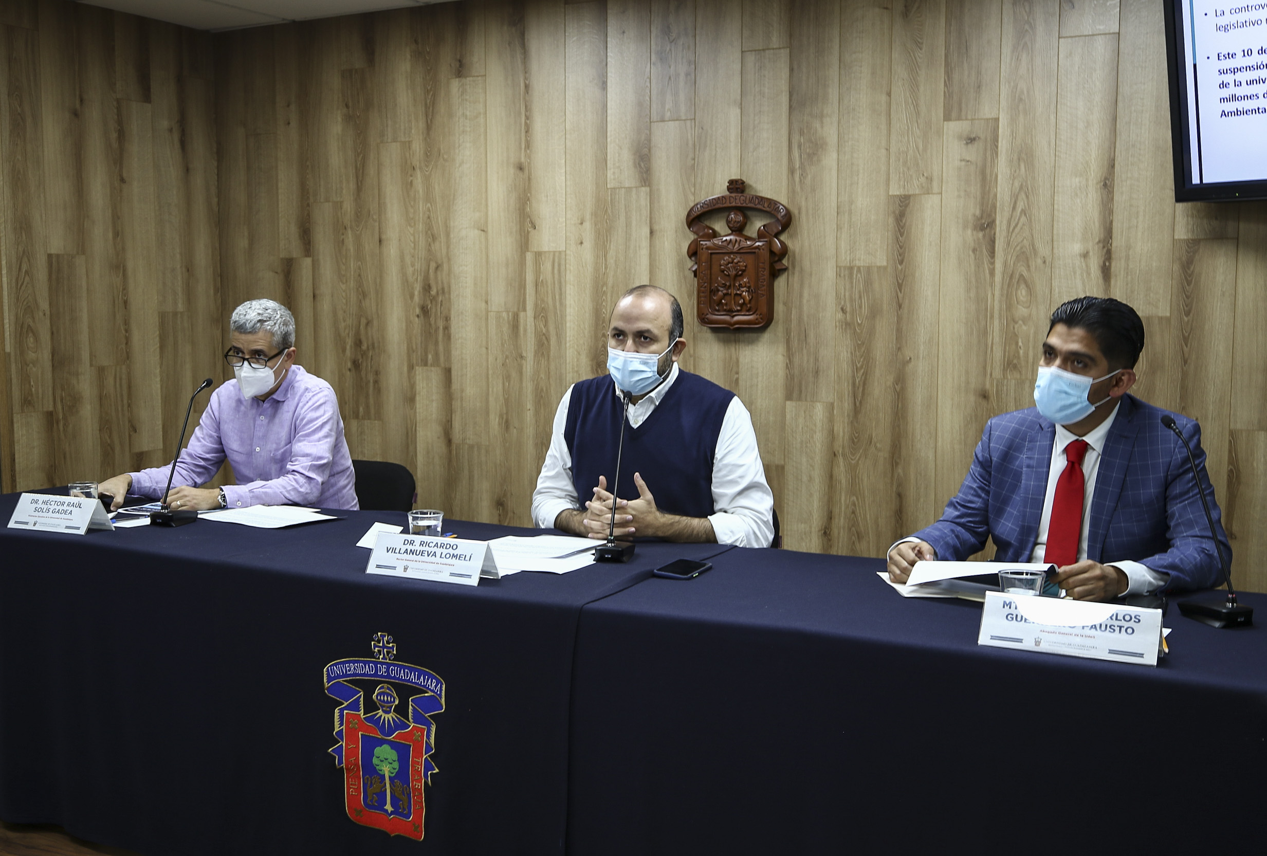 Autoridades del evento en rueda de prensa