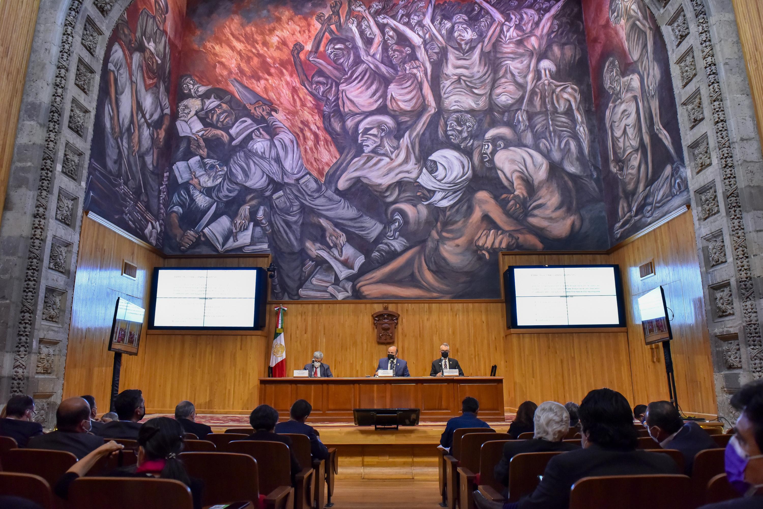 Autoridades de la u d g en consejo general univarsitario