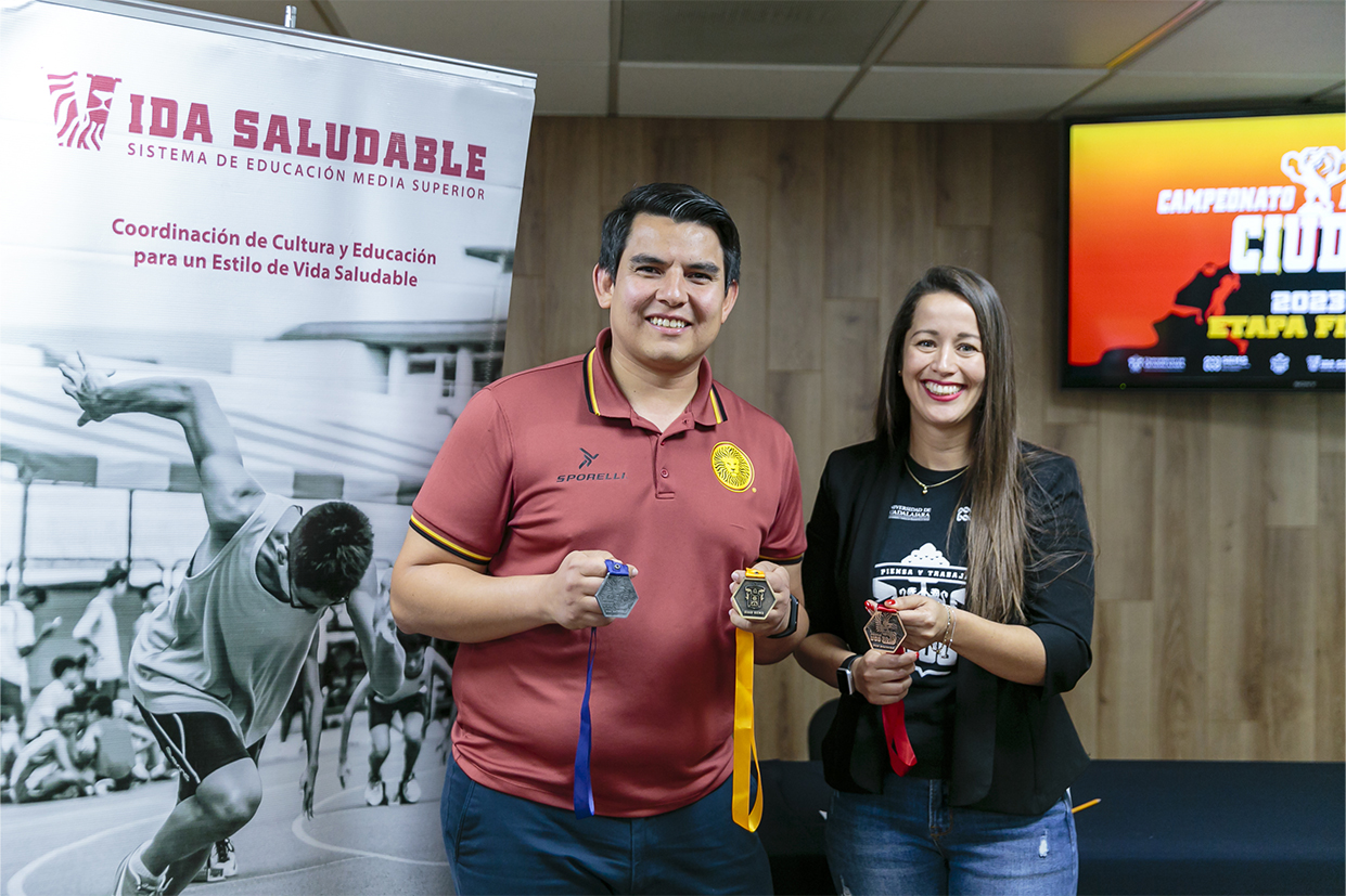 Autoridades del evento en rueda de prensa