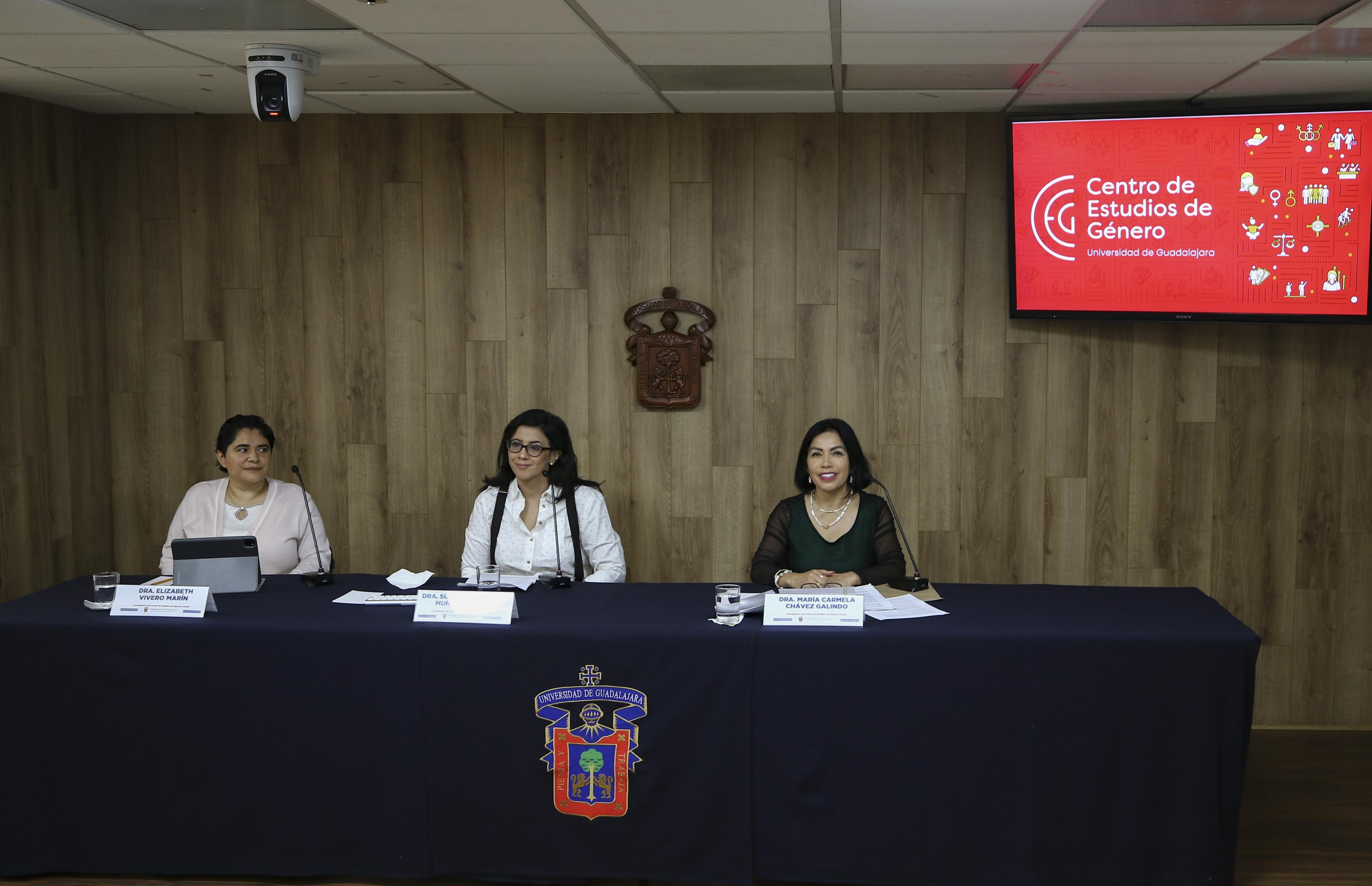 Autoridades del evento en rueda de prensa
