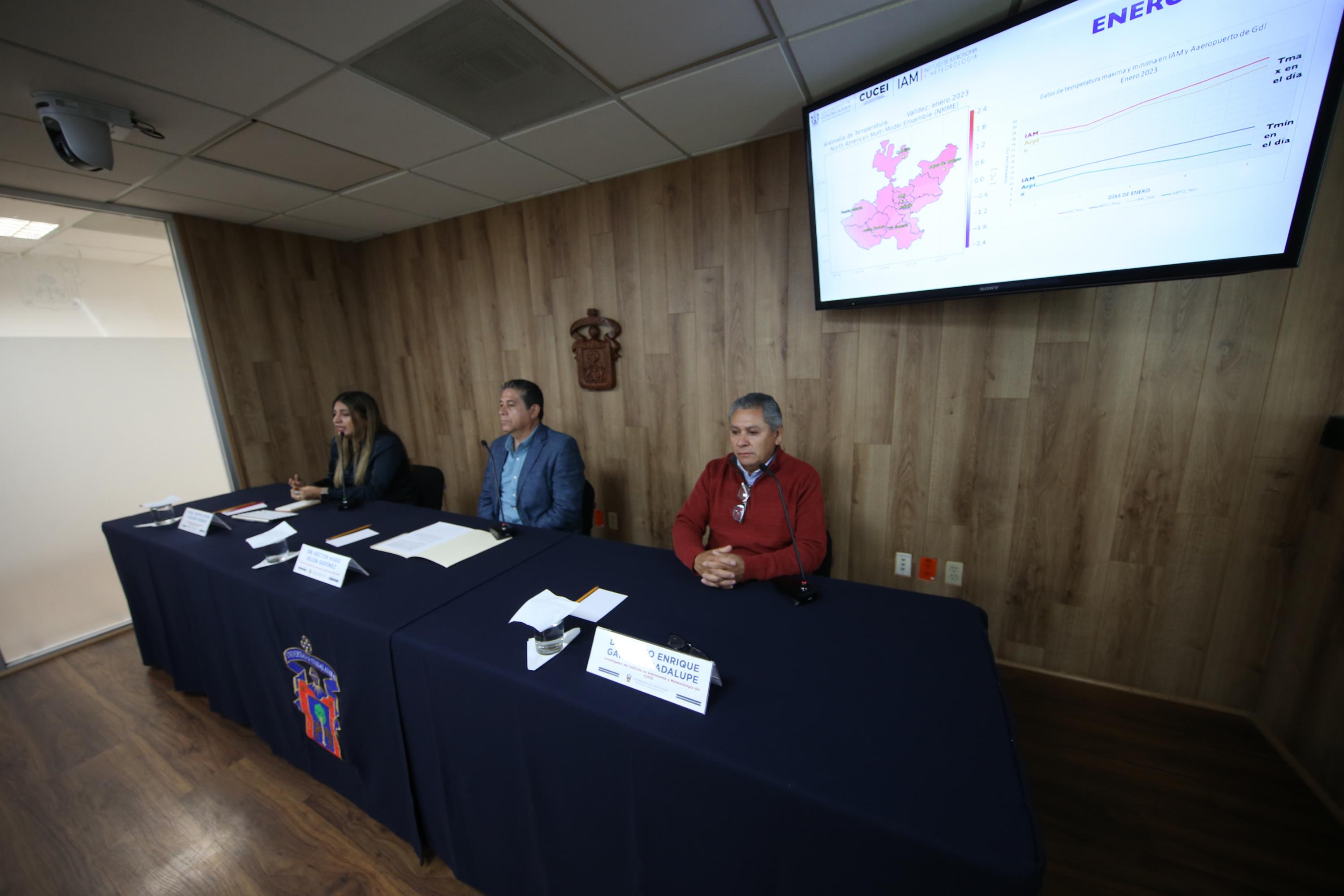 Autoridades del evento en rueda de prensa