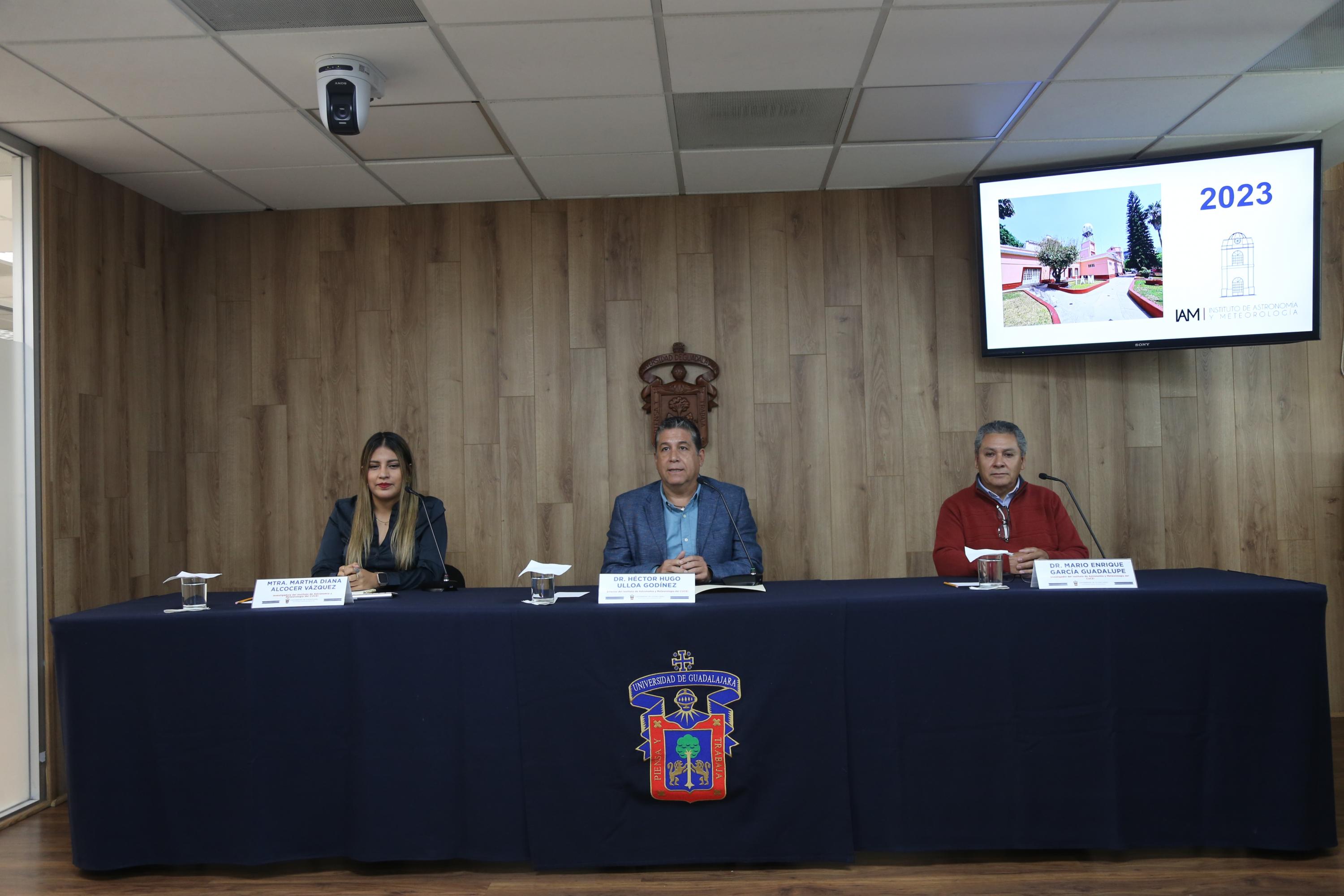 Autoridades del evento en rueda de prensa