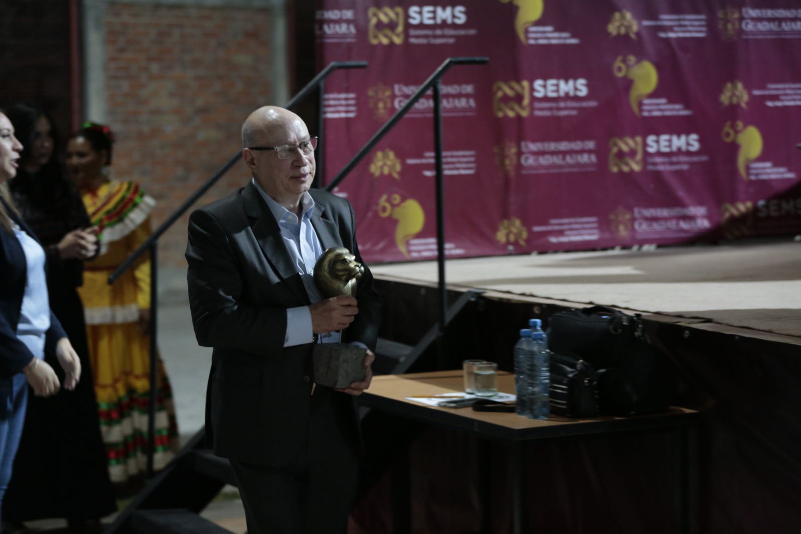 maestro José Alfredo Peña Ramos rector del Centro Universitario de Tonalá