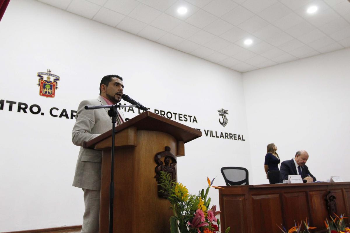 Toma de protesta de Carlos Márquez como director de la Preparatoria 3