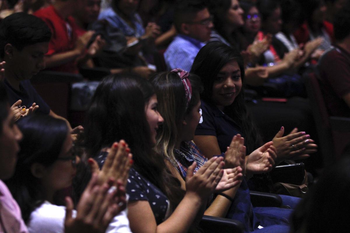 Toma de protesta de Francisco Acosta como director de la Preparatoria 2