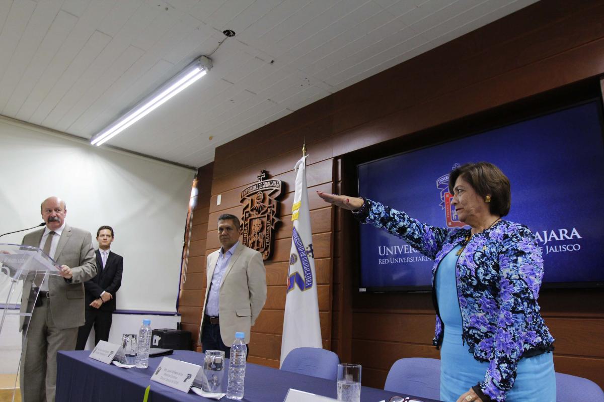 Toma de protesta de Arcelía López como directora de la Preparatoria 7