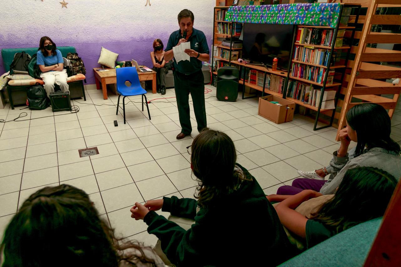Participantes en actividad en Casa Hogar Kamami