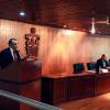 76 protocolos de investigación sobre ejes como violencia y conductas de riesgo, abandono escolar, buenas prácticas docentes, desarrollo psicosocial del joven, y desarrollo de aprendizajes fueron presentados esta mañana durante el Coloquio "La investigación educativa en el SEMS".  Impulsar a docentes para que realicen actividades de investigación y fomentar proyectos que generen conocimiento responde a la necesidad de estudiar los entornos y los esquemas de trabajo en beneficio de los bachilleres, mencionó e