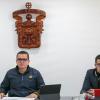 Autoridades del evento en presidium