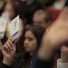 Consejeros votando