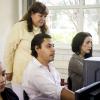 Docentes en aula de cómputo