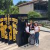 Alumnas con medalla