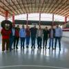 Autoridades del evento en espacio deportivo