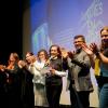 Autoridades del evento en escenario