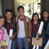 Grupo de alumnos junto a docente