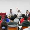 Autoridades del evento en escenario