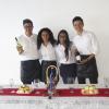 Grupo de alumnos en estand en la segunda Feria de las TAE