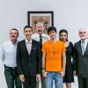 Alumnos ganadores de olimpiada con el director general del SEMS y autoridades de sus planteles