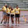 Atletas del SEMS en pista de atletismo