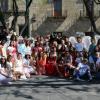 Grupo de alumnos con disfraz