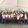 Grupo de alumnos de nivel secundaria en patio del plantel