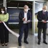 Autoridades del evento en corte de listón