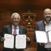 Autoridades del evento en firma de convenio